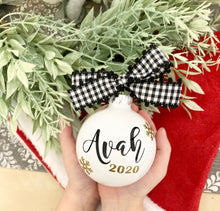 Load image into Gallery viewer, Personalized Christmas Holiday Ornament
