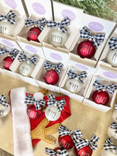 Load image into Gallery viewer, Farmhouse Style Christmas Ornaments