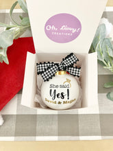 Load image into Gallery viewer, Proposal Ornament Set